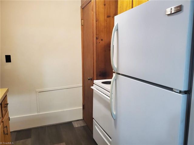 619 Creed Street E, Mount Airy, NC 27030