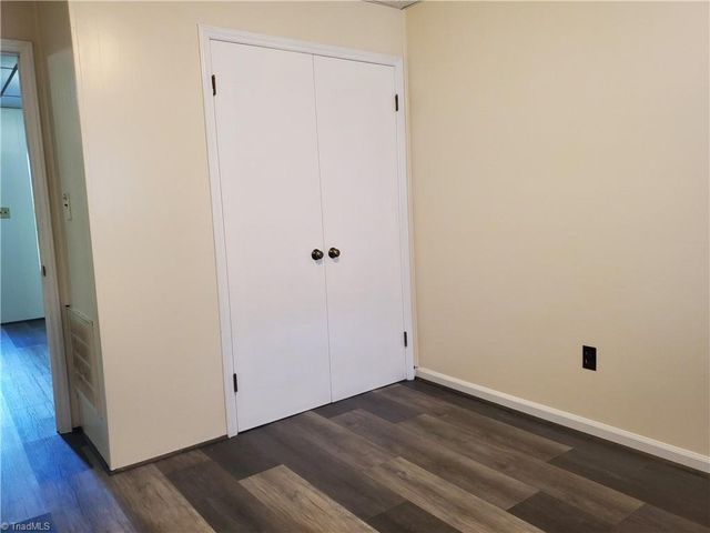 619 Creed Street E, Mount Airy, NC 27030