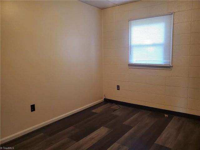 619 Creed Street E, Mount Airy, NC 27030