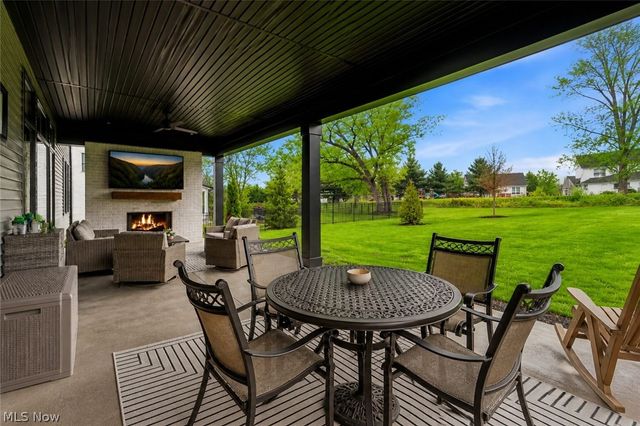 2082 Lanterman Circle, Hinckley, OH 44233