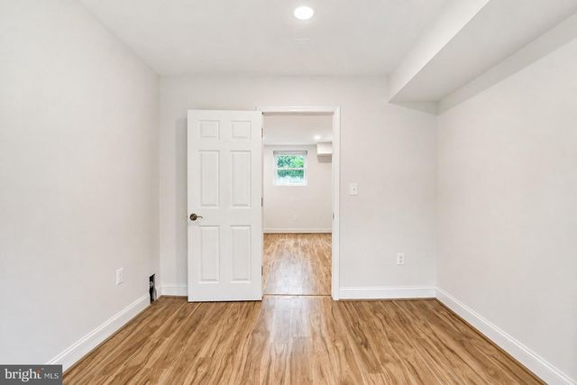 2851 ROBINSON PL SE, Washington, DC 20020