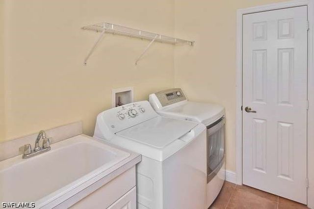 18921 Bay Woods Lake DR 201, Fort Myers, FL 33908