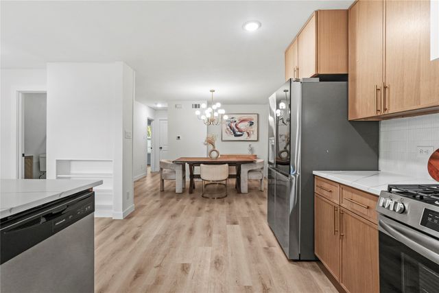 820 Belltower Drive, Irving, TX 75061