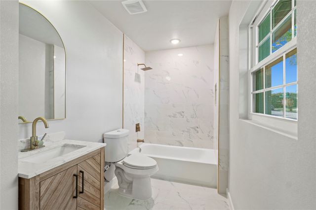 820 Belltower Drive, Irving, TX 75061