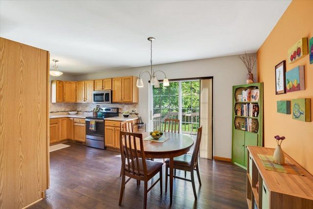 1070 Vinyard Drive, Oregon, WI 53575