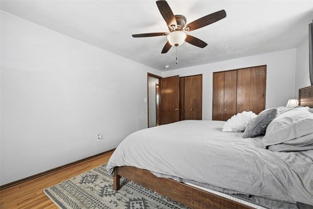 120 Knoll Dr, Penn Hills, PA 15147