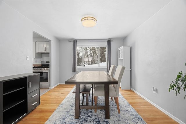 120 Knoll Dr, Penn Hills, PA 15147