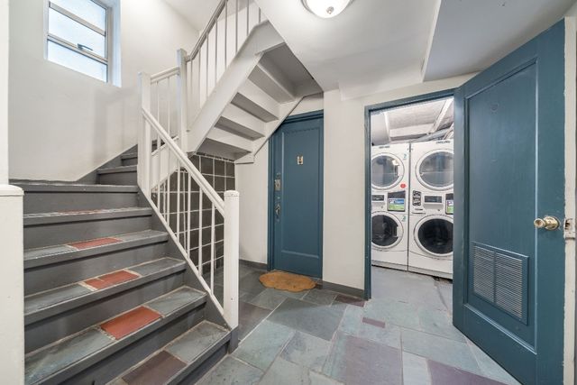 238 E 84th St Apt 3B, New York City, NY 10028