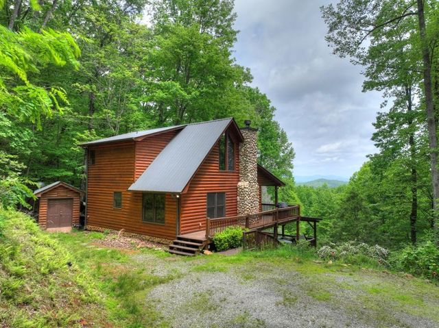 384 Mountain Highlands Court, Blue Ridge, GA 30513