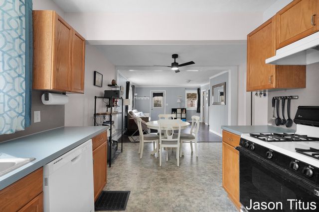 2507 Day Avenue Nw, City Of Walker, MI 49544