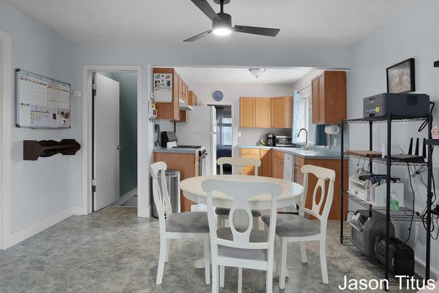 2507 Day Avenue Nw, City Of Walker, MI 49544