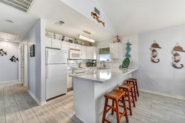 4130 Hardin Drive, Galveston, TX 77554