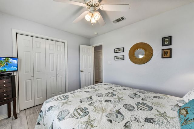 4130 Hardin Drive, Galveston, TX 77554