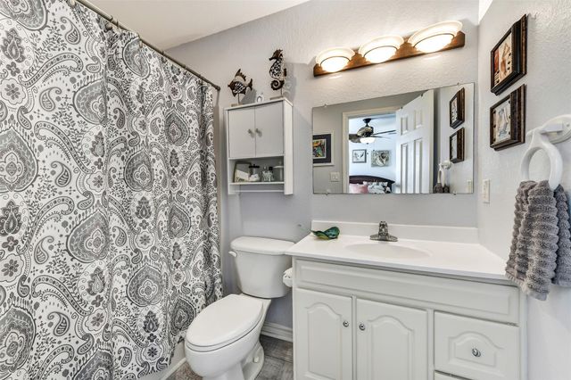 4130 Hardin Drive, Galveston, TX 77554