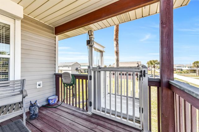 4130 Hardin Drive, Galveston, TX 77554