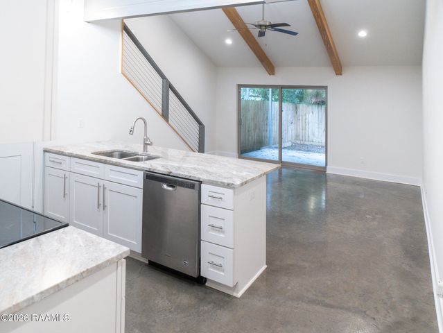 110 Oak Plains Alley, Lafayette, LA 70508