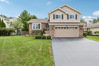 358 Denberry Drive, Lake Zurich, IL 60047