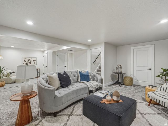 6851 S 2300 E, Cottonwood Heights, UT 84121