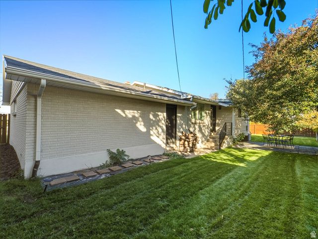 6851 S 2300 E, Cottonwood Heights, UT 84121