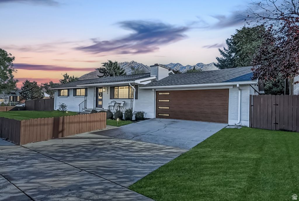 6851 S 2300 E, Cottonwood Heights, UT 84121