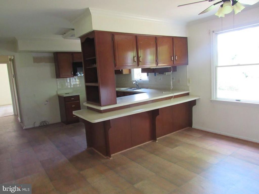 Image 13 of property listing at 3107 MOORES RD, Baldwin, MD 21013