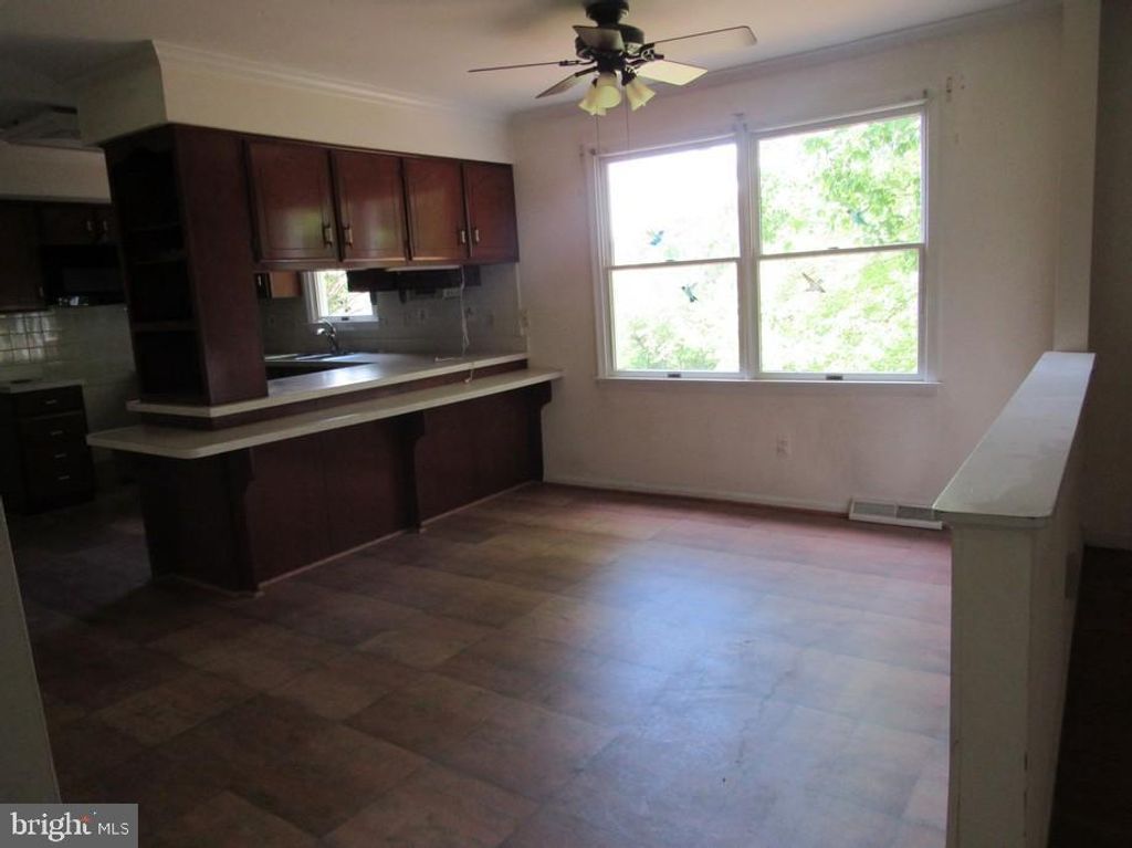 Image 14 of property listing at 3107 MOORES RD, Baldwin, MD 21013