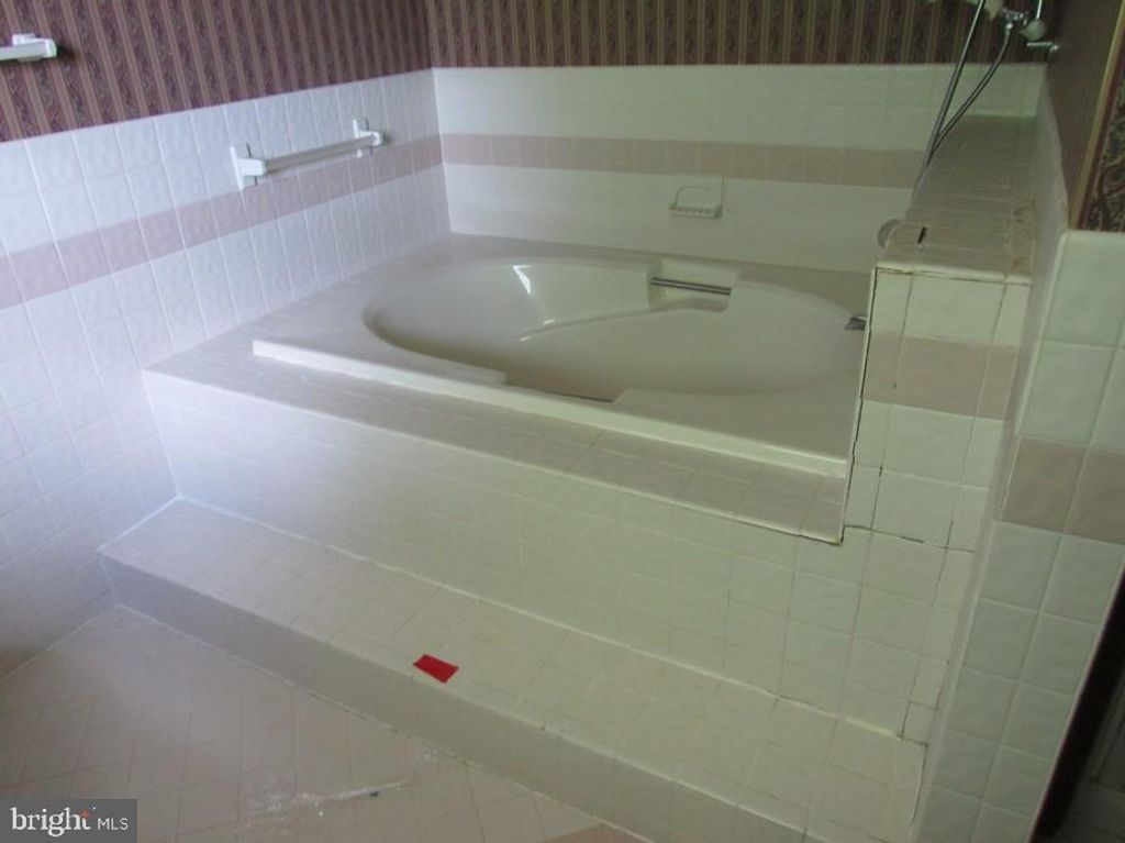 Image 24 of property listing at 3107 MOORES RD, Baldwin, MD 21013
