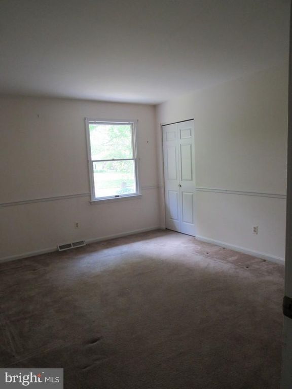 Image 26 of property listing at 3107 MOORES RD, Baldwin, MD 21013