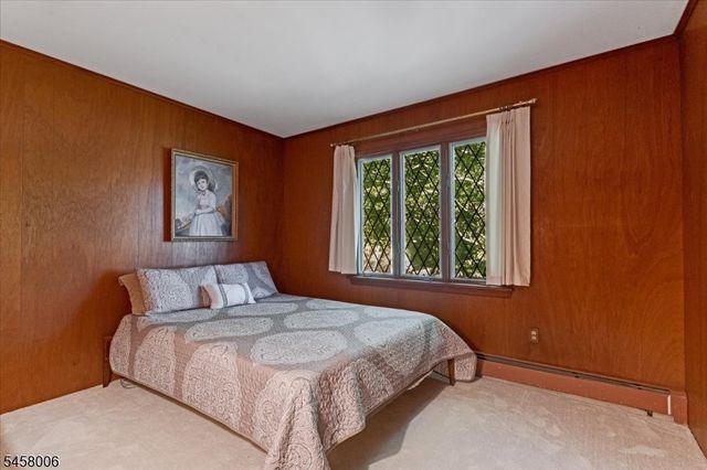 18 Tree Top Dr, Springfield Twp., NJ 07081
