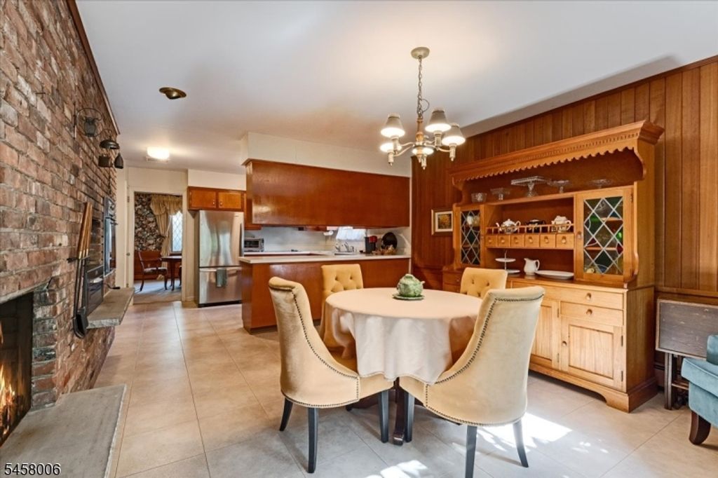 18 Tree Top Dr, Springfield Twp., NJ 07081 — photo 3