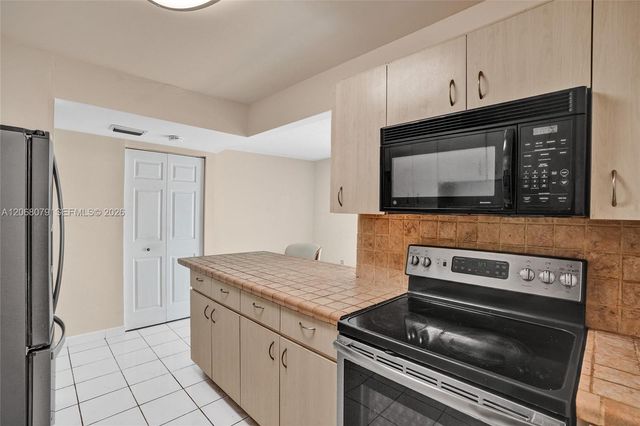 5555 Ludlam Road 46, South Miami, FL 33155