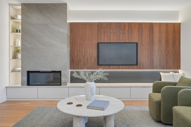 8650 San Fernando Way, Dallas, TX 75218