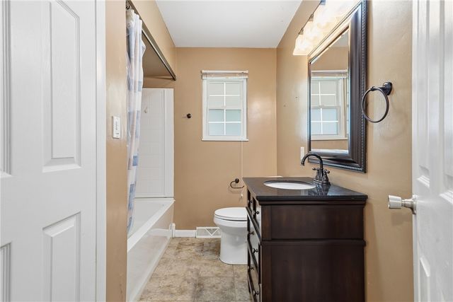 1311 Wickerham Dr, Carroll Twp, PA 15063