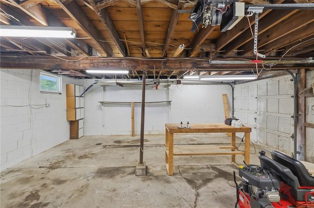 1311 Wickerham Dr, Carroll Twp, PA 15063