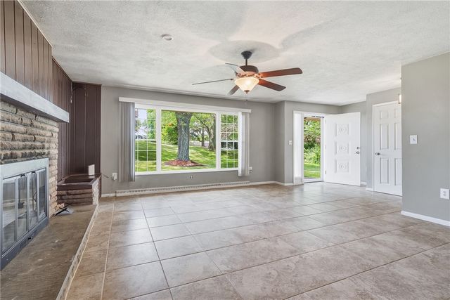 1311 Wickerham Dr, Carroll Twp, PA 15063