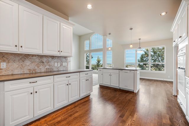 3269 NW Fairway Heights Drive, Bend, OR 97703