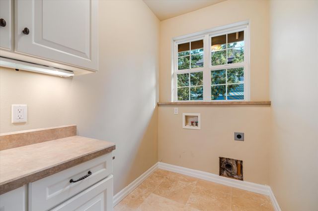 3269 NW Fairway Heights Drive, Bend, OR 97703