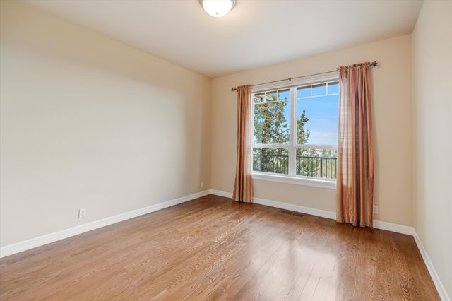 3269 NW Fairway Heights Drive, Bend, OR 97703