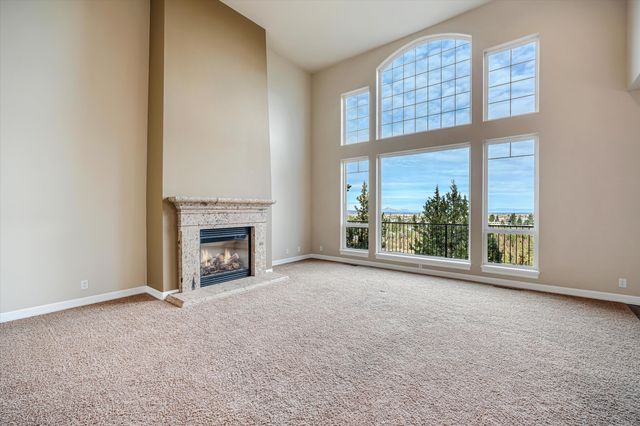 3269 NW Fairway Heights Drive, Bend, OR 97703