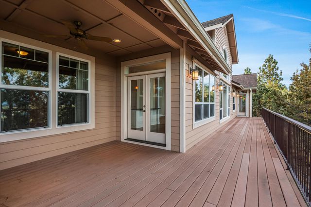 3269 NW Fairway Heights Drive, Bend, OR 97703