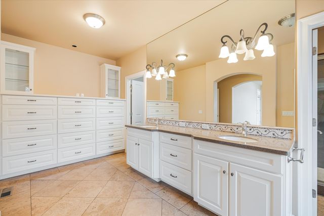 3269 NW Fairway Heights Drive, Bend, OR 97703