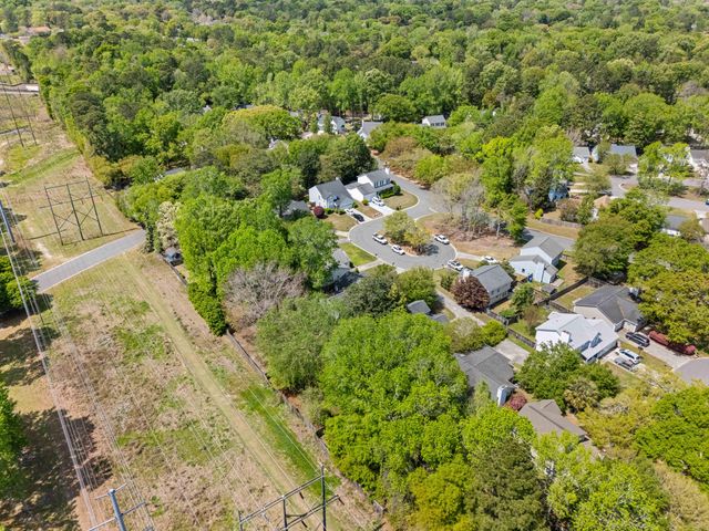 2838 Fox Lake Court, Charleston, SC 29414