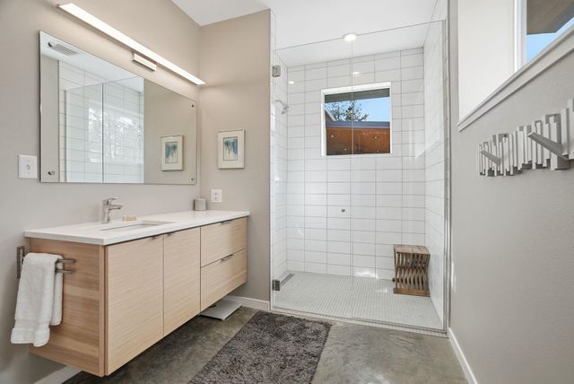 5510 S Russell Ln, Spokane, WA 99224