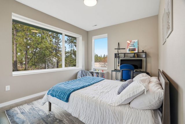 5510 S Russell Ln, Spokane, WA 99224