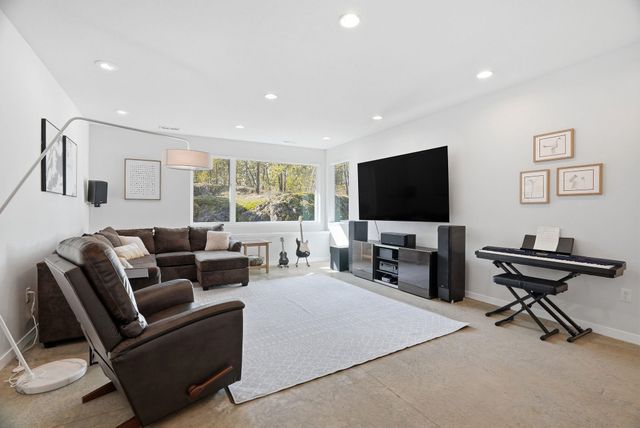 5510 S Russell Ln, Spokane, WA 99224