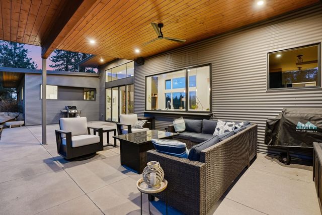 5510 S Russell Ln, Spokane, WA 99224