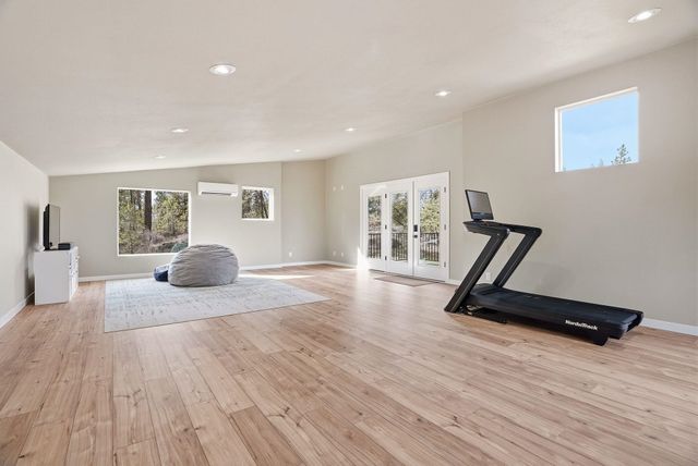 5510 S Russell Ln, Spokane, WA 99224