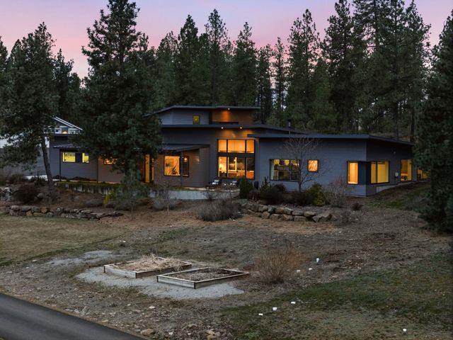 5510 S Russell Ln, Spokane, WA 99224