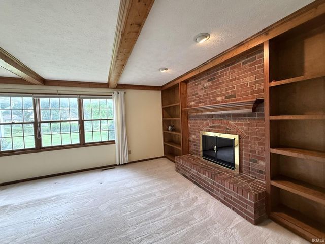 15518 Spring Meadow Lane, Granger, IN 46530