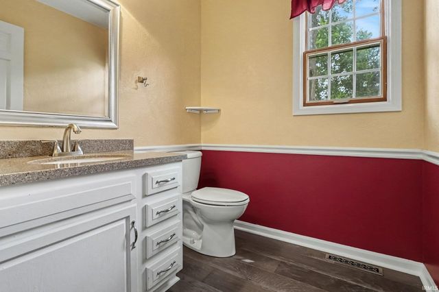 15518 Spring Meadow Lane, Granger, IN 46530